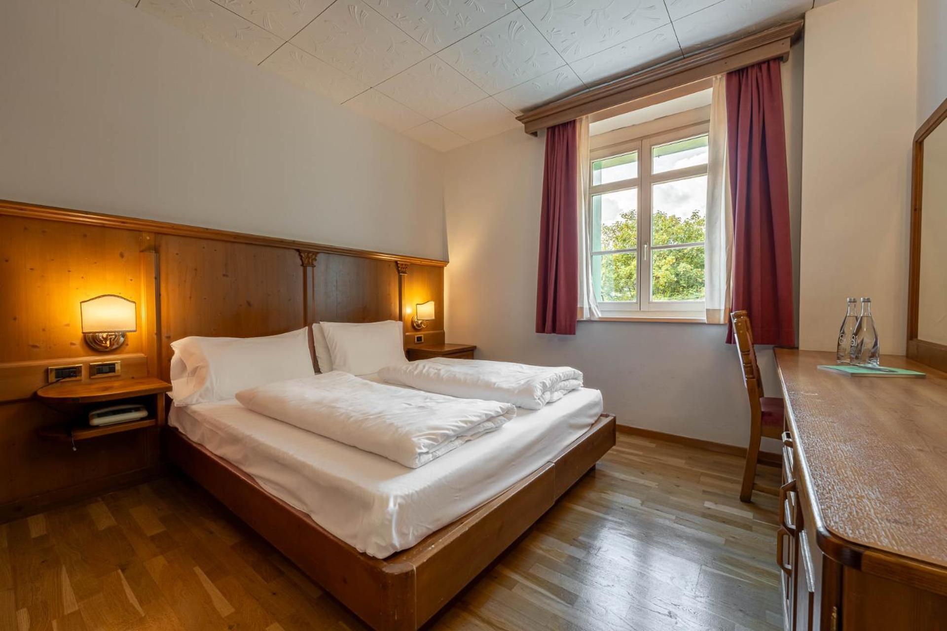 Hotel Dolomiti Schloss カナツェーイ エクステリア 写真