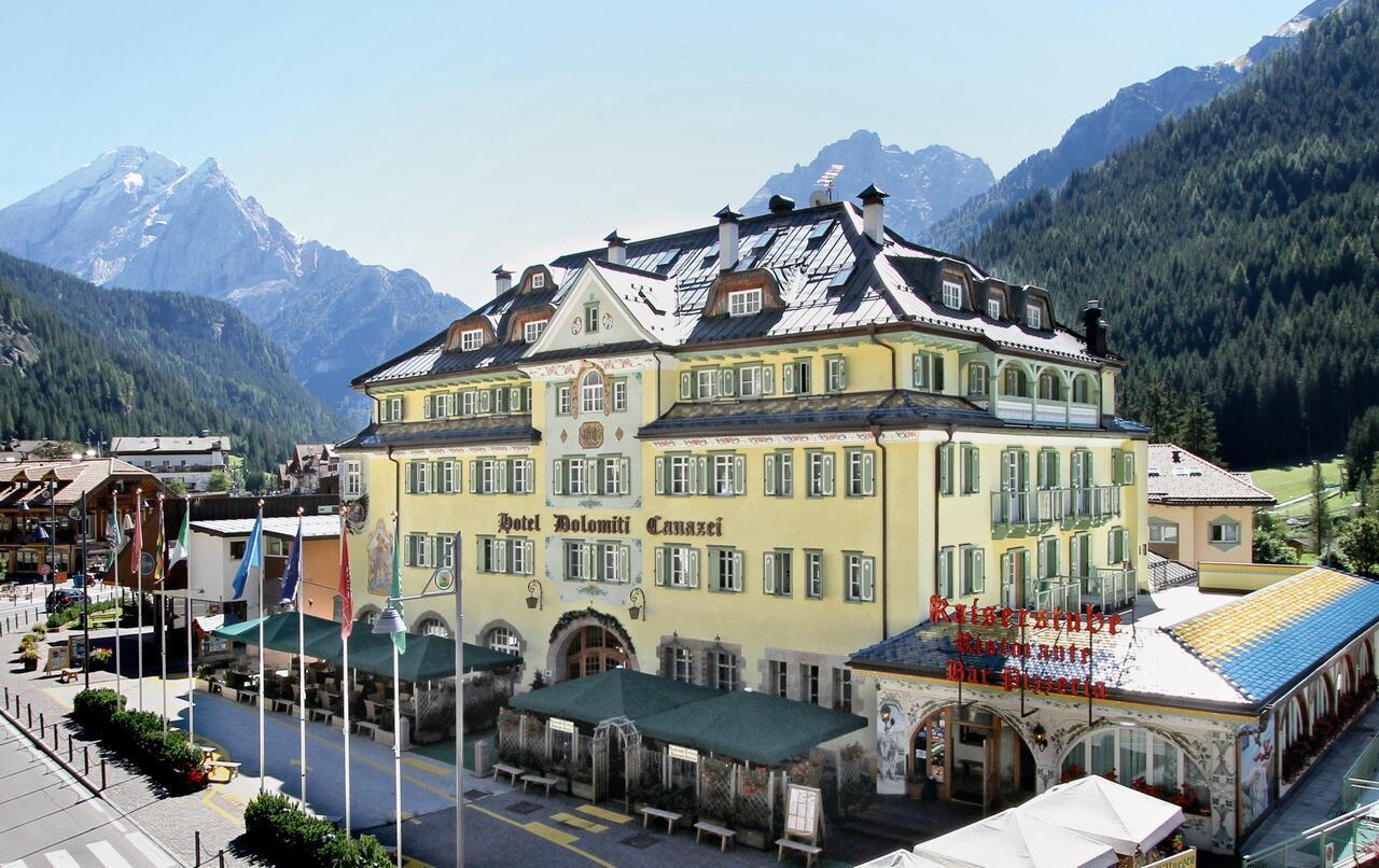 Hotel Dolomiti Schloss カナツェーイ エクステリア 写真